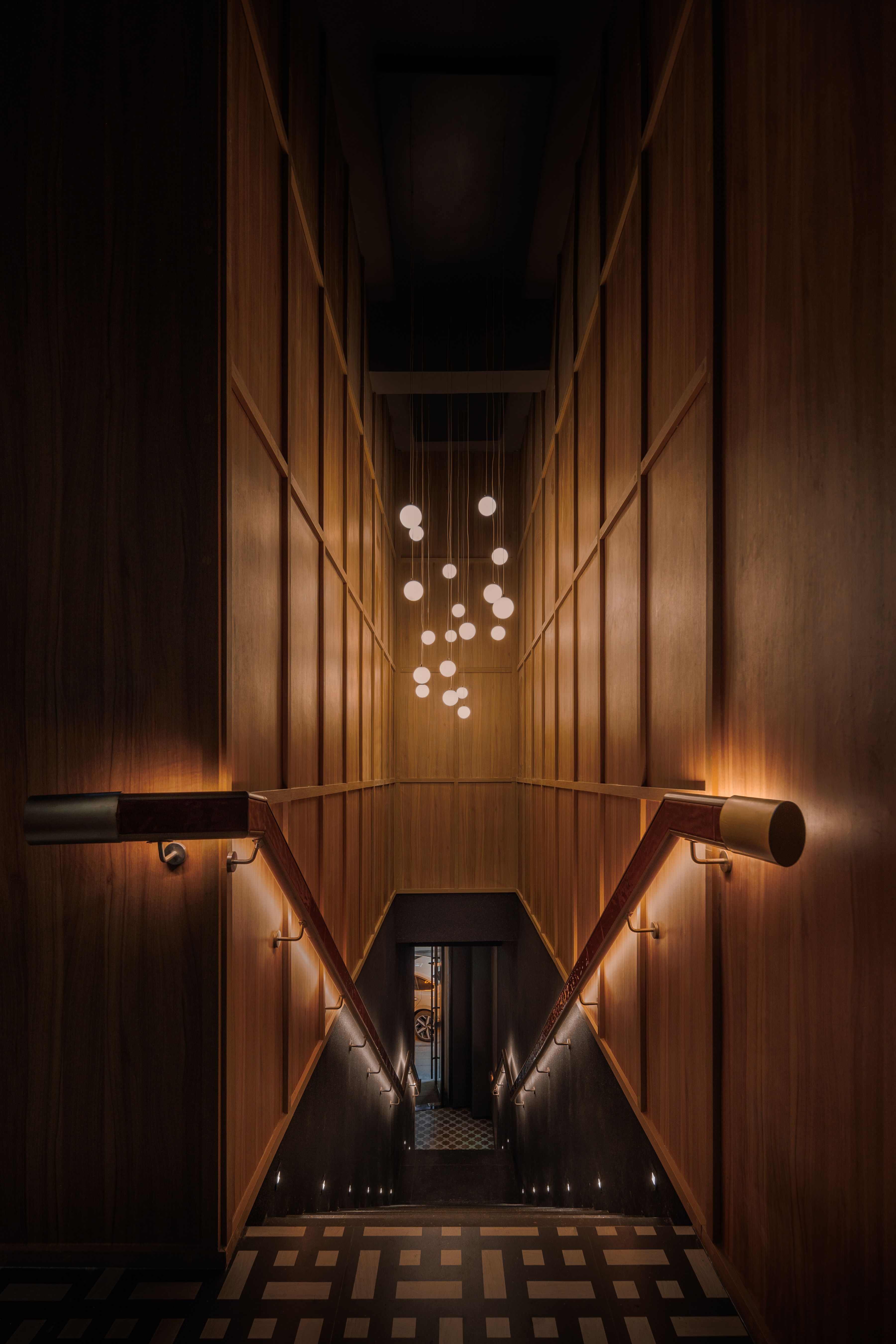 LENTO威士忌雪茄吧